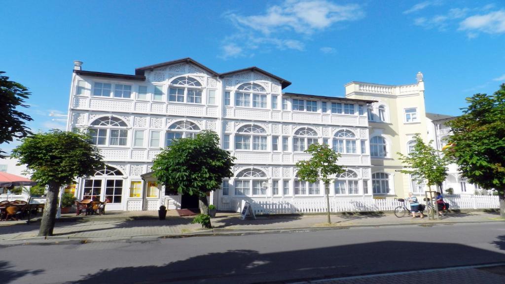 Hotel Deutsche Flagge Ostseebad Ostseebad Binz Exterior foto